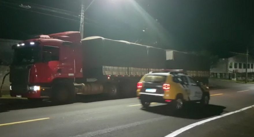 PM recupera caminhão tomado em assalto