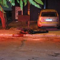Imagem referente a Homem que atirou e matou rapaz em frente à casa noturna é servidor da Guarda Municipal de Cascavel