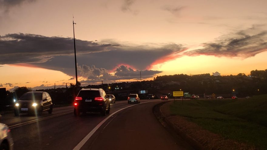 Domingo de Páscoa encerra com movimento intenso na rodovia BR-277
