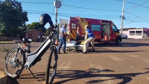 Ciclista tem fratura no rosto após se envolver em colisão com moto