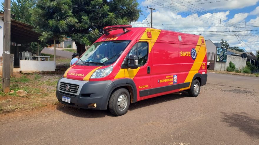 Ciclista de 26 anos é socorrido após sofrer queda no Santa Felicidade