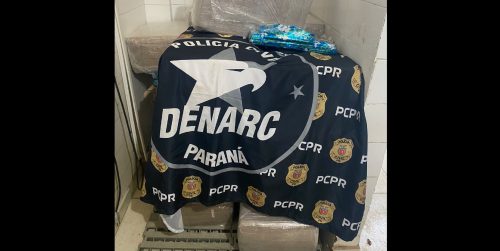 Caminhoneiro é preso transportando mais de 300 quilos de maconha