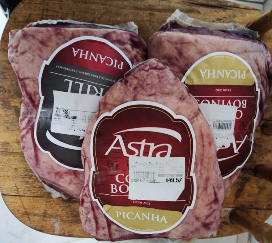 Homem é detido por furto de peças de picanha em supermercado