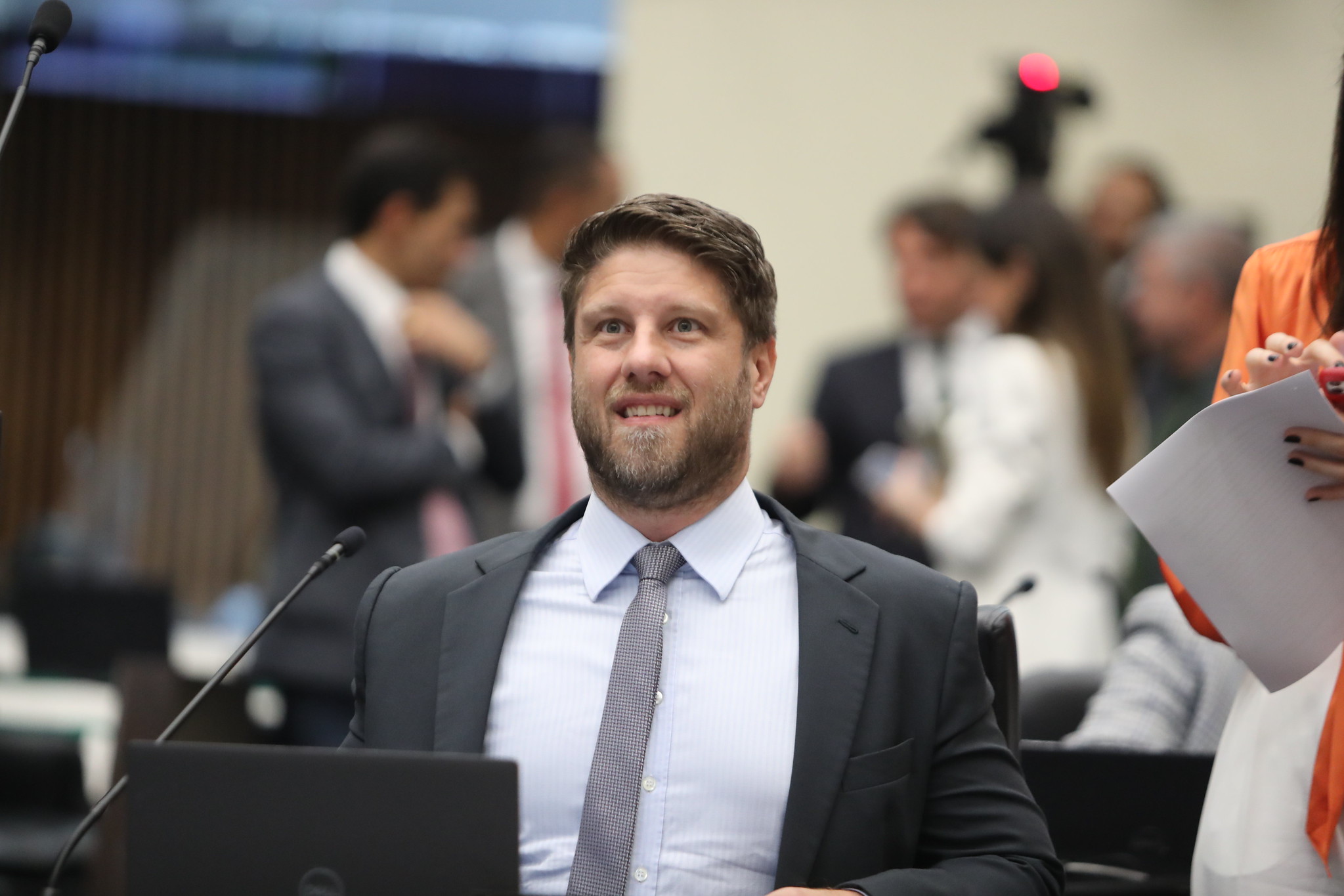 Requião Filho lidera rejeição ao Governo do Paraná; Moro aparece em segundo
