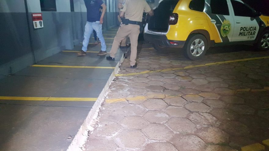 Indivíduo é detido acusado de agredir companheira em Vera Cruz