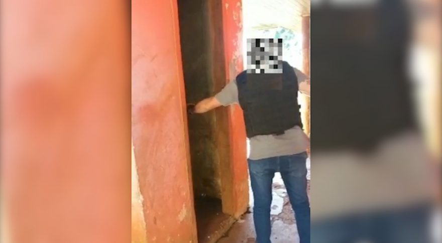 Cárcere privado: Vídeos mostram momento em que indígenas presos em cubículos são libertados pela Polícia