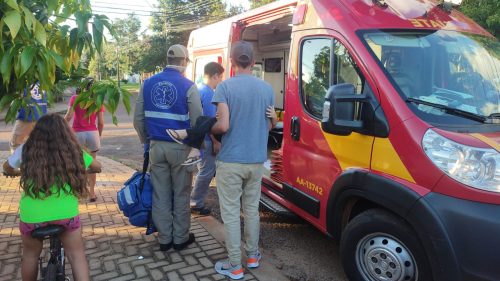 Duas crianças e um homem ficam feridos em acidente no Santa Cruz