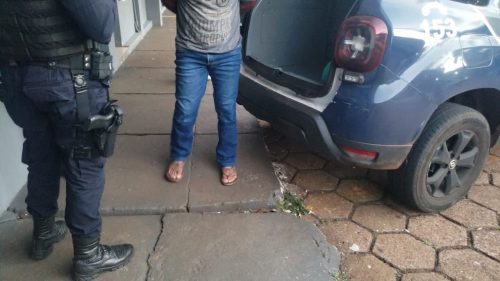 Homem com mandado em aberto é detido no Periolo