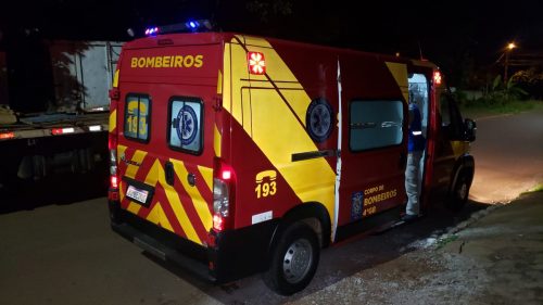 Homem sofre corte em crânio após cair na rua no Santos Dumont
