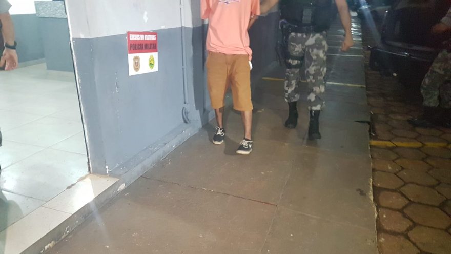 Choque apreende adolescente com munições no Floresta