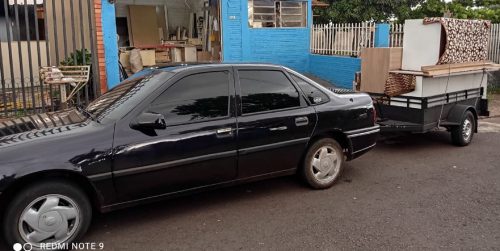 Vectra GLS com diversas ferramentas de marcenaria foi furtado no Morumbi