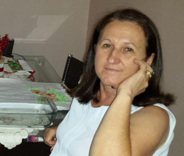 Familiares comunicam o falecimento de Joslei Terezinha Broetto Bisinella, funcionária pública aposentada