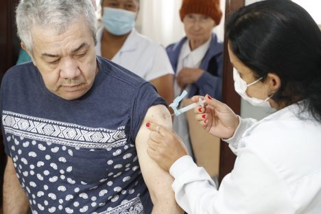 Postos estão abertos neste sábado para o “Dia D” de vacinação contra a gripe