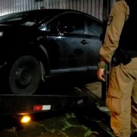 Imagem referente a PM apreende Citröen C4 usado em tentativa de homicídio no Cascavel Velho