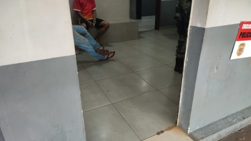 Homem é multado em R$ 5 mil após vazamento de esterqueira