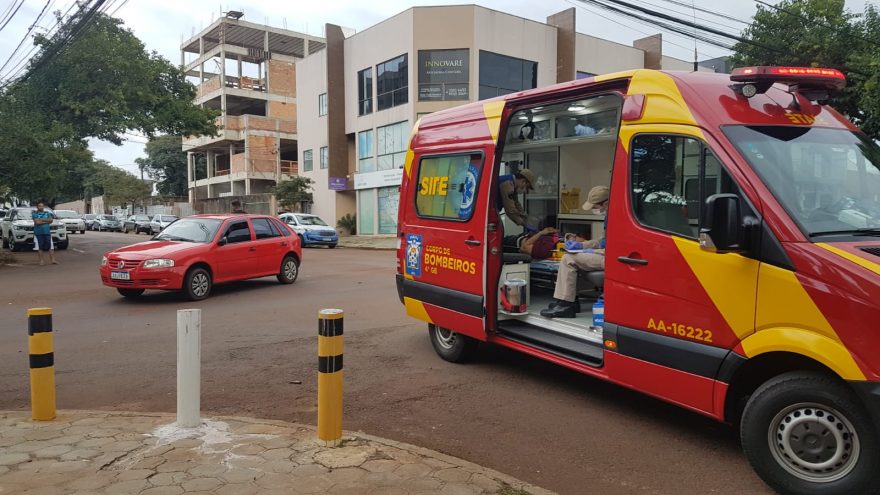 Motociclista fica ferido após se envolver em acidente de trânsito no Centro