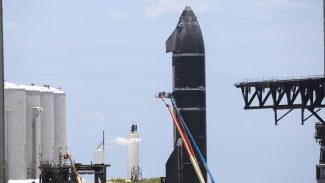 SpaceX adia lançamento da Starship com o foguete Super Heavy