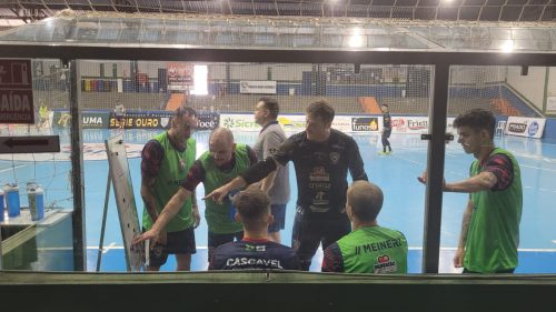 Em jogo de seis pontos, Cascavel recebe Pato pela Série Ouro