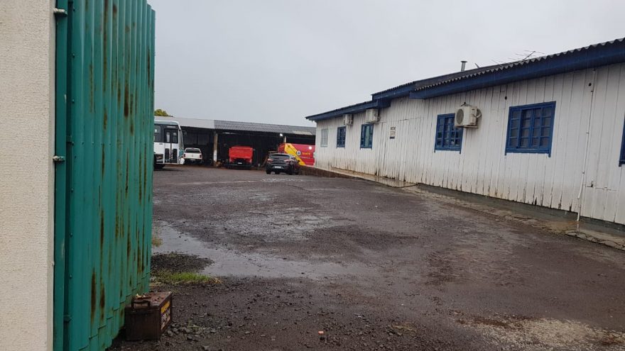 Homem fica ferido ao sofrer queda de plano elevado no Bairro Nova Cidade