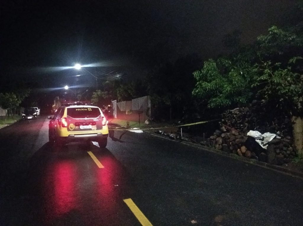 Mulher é morta a facadas pelo ex-companheiro em São João