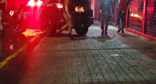 Casal é detido durante grande apreensão de eletrônicos em caminhão na PR-180, em Nova Aurora