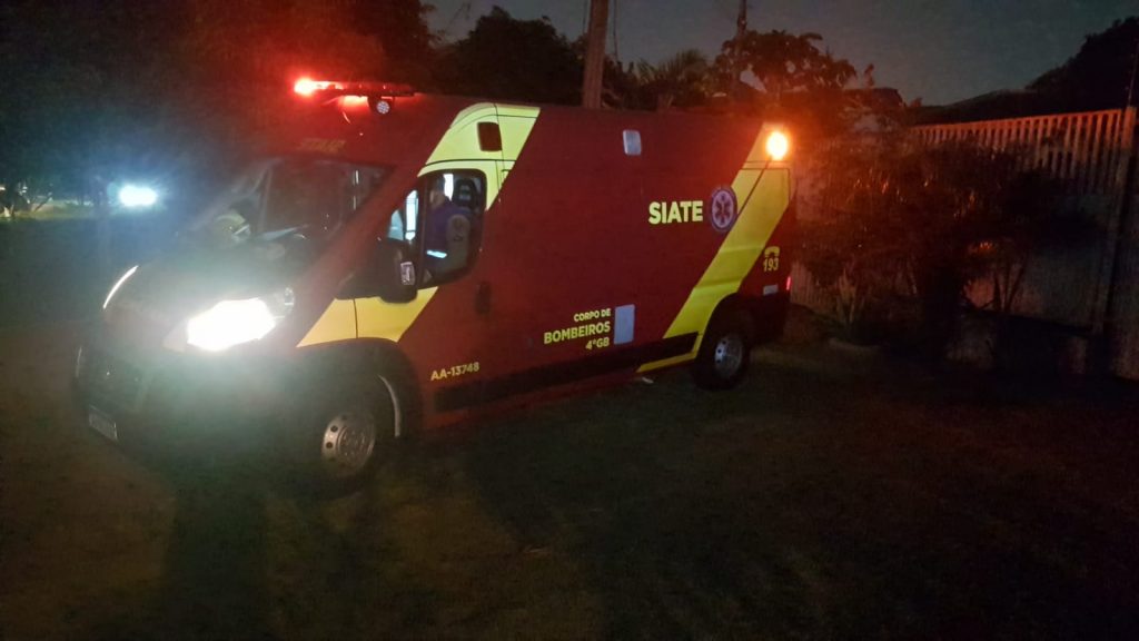 Mulher fica ferida em acidente no Santa Felicidade