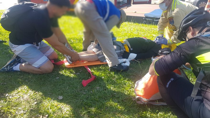 Forte acidente entre ciclistas no Pacaembu deixa homem em estado grave