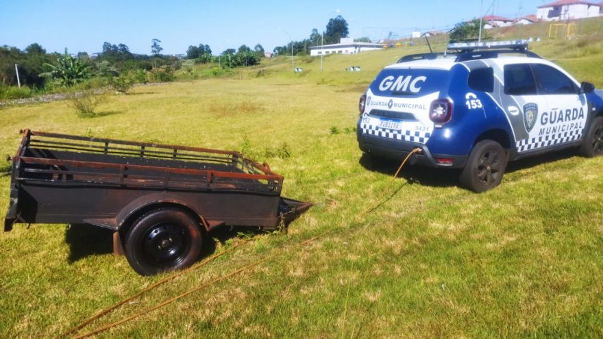 Carretinha que foi furtada com carro no Belmonte é recuperada pela GM