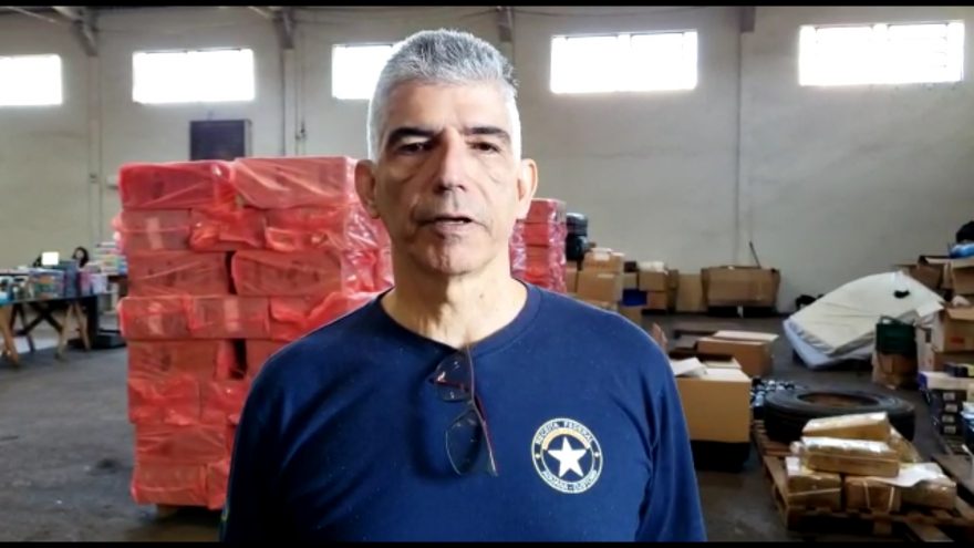 Auditor da Receita afirma que celulares apreendidos têm valores entre R$ 3 mil a R$ 10 mil