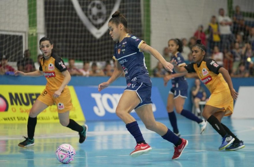 Quatro atletas do Stein Cascavel foram convocadas para a Seleção Brasileira de Futsal Feminino