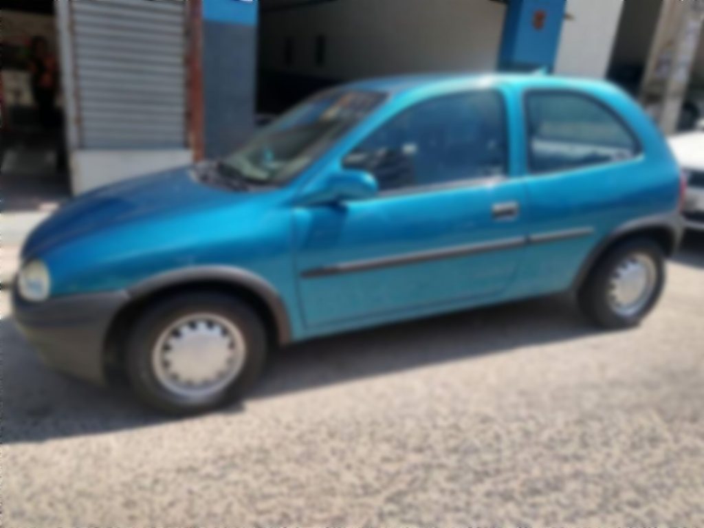 Veículo Corsa, placas CBO-9818, foi furtado no bairro Brasília