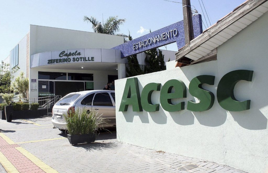 ACESC firma contrato de R$64 mil para locação de containers navais ACESC firma contrato de R$64 mil para locação de containers navais