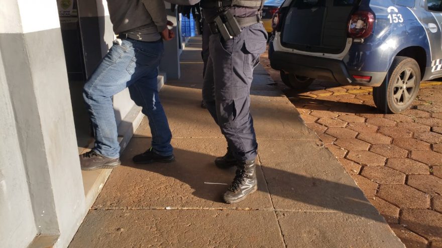 Foragido da justiça é detido após abordagem social na Rodoviária