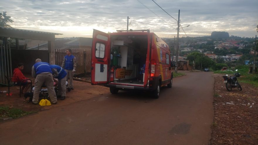Briga de irmãos vira caso de polícia e menina de 12 anos é socorrida pelo Siate