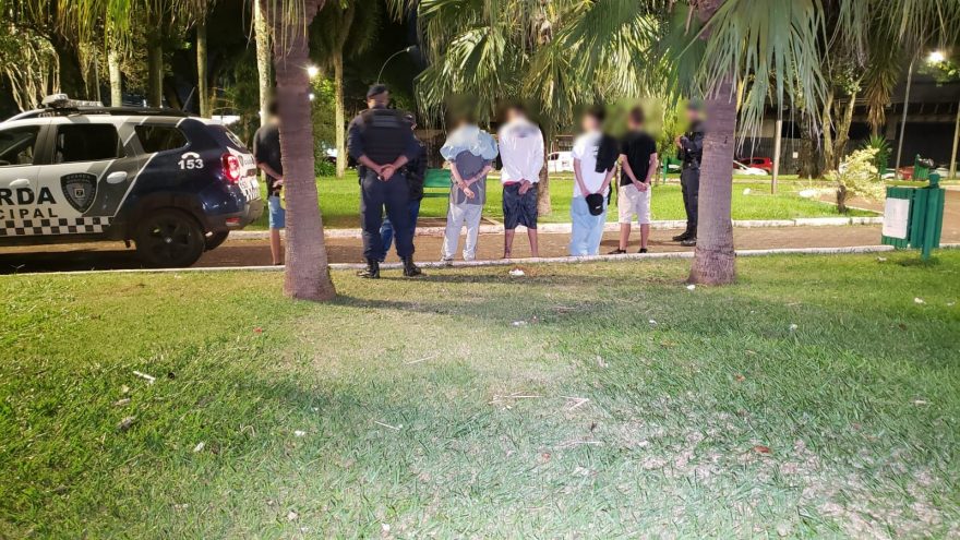 Guarda Municipal realiza abordagem de rotina na Praça Getúlio Vargas