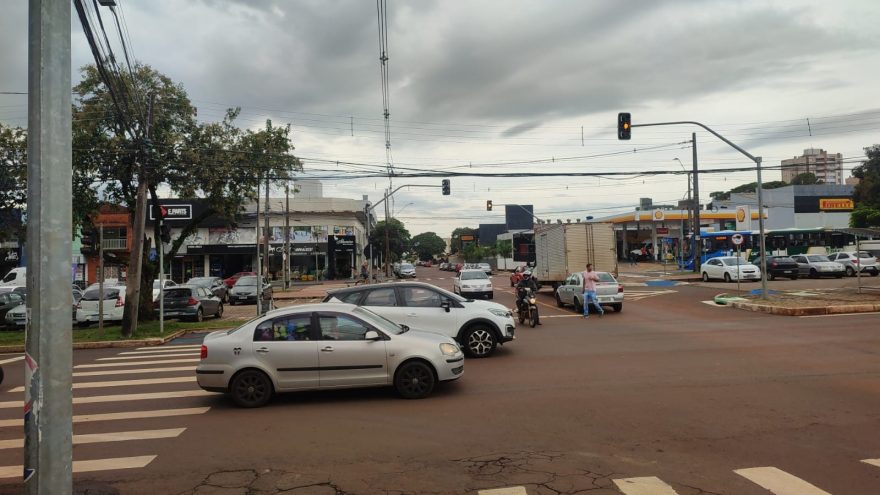 Semáforos em Amarelo Piscante pedem atenção redobrada no Centro