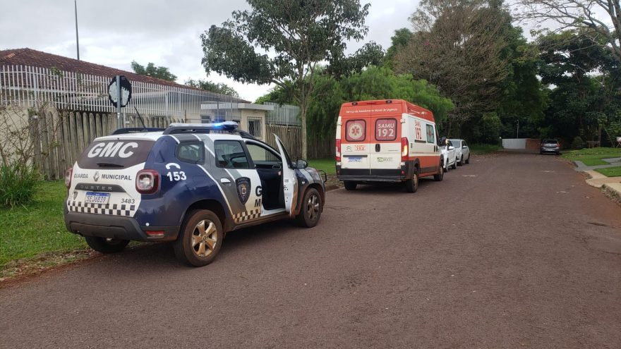 Adolescente entra em surto durante internamento e precisa ser atendido pelo Samu