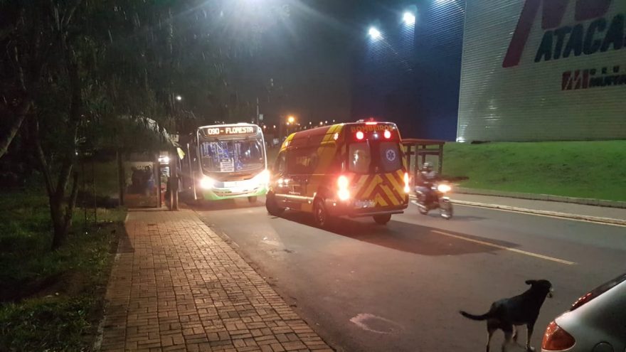 Siate atende vítima de acidente no Floresta