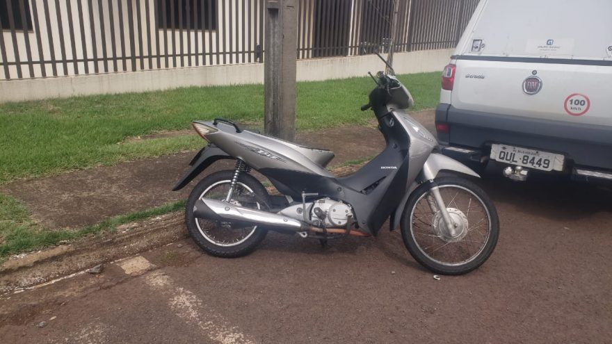 Motociclista se fere em acidente com utilitário na Área Militar