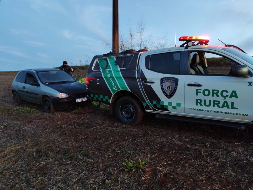 Corsa com registro de furto é localizado pela Guarda Municipal no Contorno Oeste