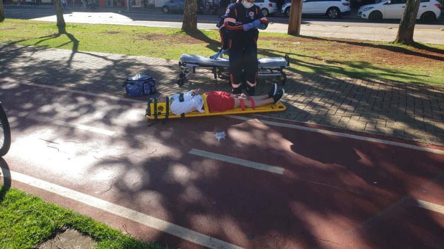 Mulher é atropelada por patinete na ciclovia