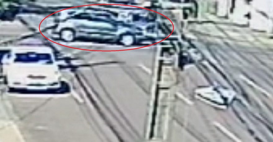 Câmera flagra acidente de trânsito no Centro