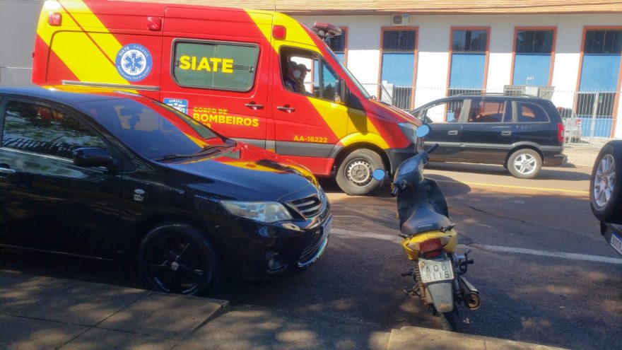 Homem é socorrido pelo Corpo de Bombeiros na Rua Mato Grosso