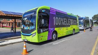 Ação do TCE-PR contra lei de ônibus elétricos em Curitiba levanta questionamentos sobre interferência do Tribunal