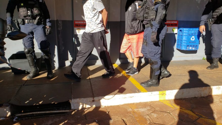 Dois homens são detidos pela Guarda Municipal no Bairro Universitário
