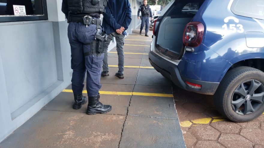 Homem é detido após praticar violência doméstica