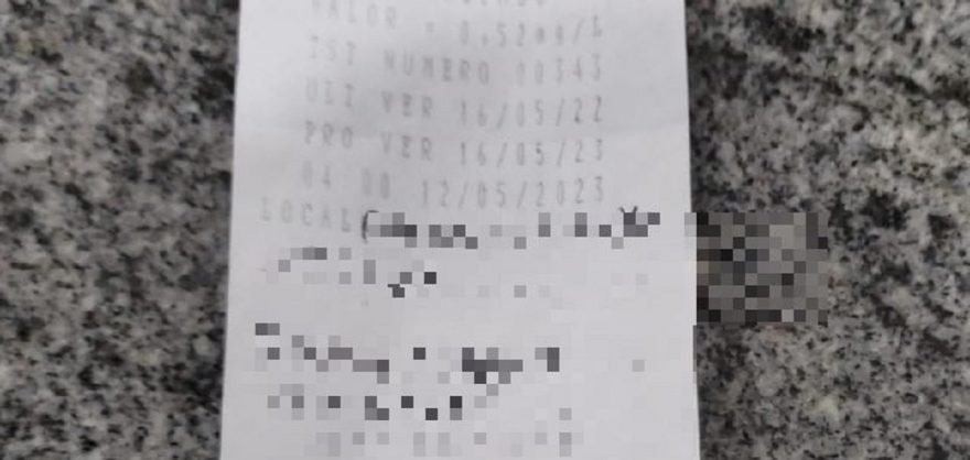 Condutora é detida por embriaguez após dar ré e bater em carro estacionado no São Cristóvão