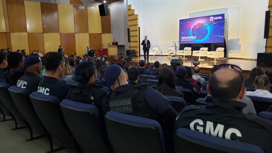 Prefeitura de Cascavel dá primeiro passo para utilizar inteligência artificial como segurança nas escolas