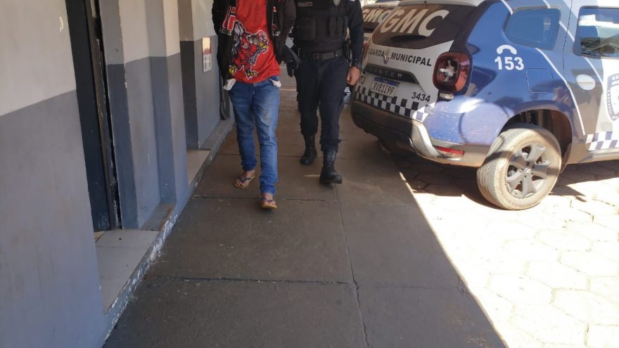 Homem é detido com mandado de prisão em aberto no Esmeralda