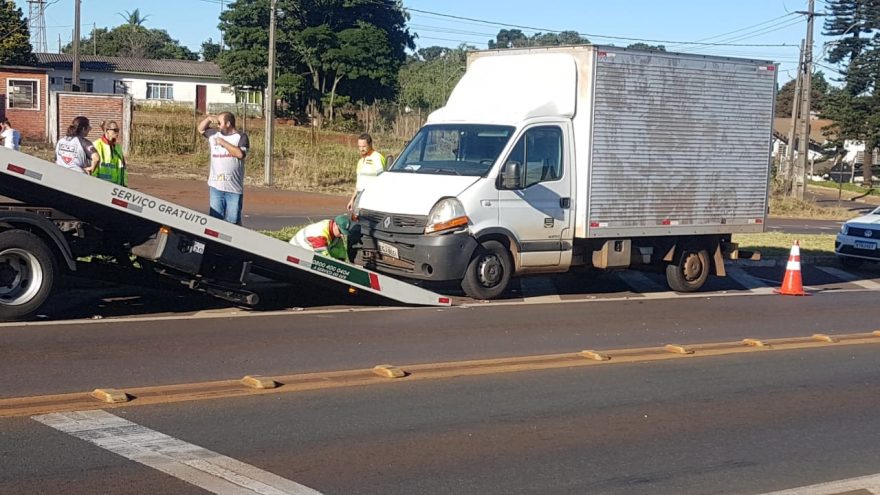 Veículos se envolvem em colisão na rodovia BR-277, em Cascavel